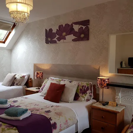 Adams Guest House-3
