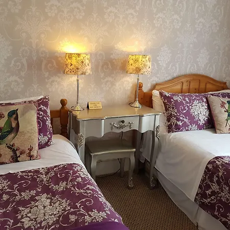 Adams Guest House-3